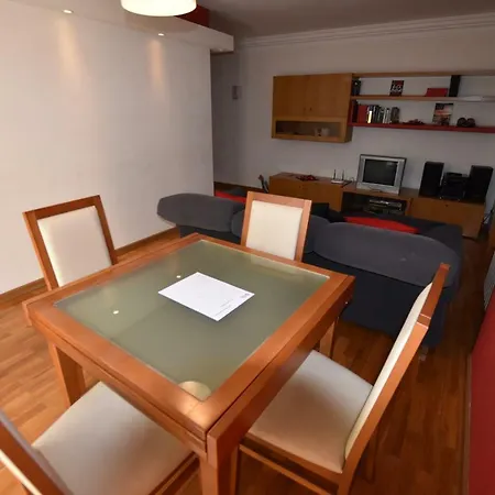 2 Bedroom City Center W/ Terrace Lisboa