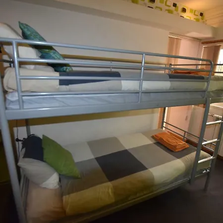 2 Bedroom City Center W/ Terrace Apartamento