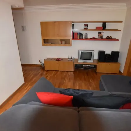 2 Bedroom City Center W/ Terrace Lisboa