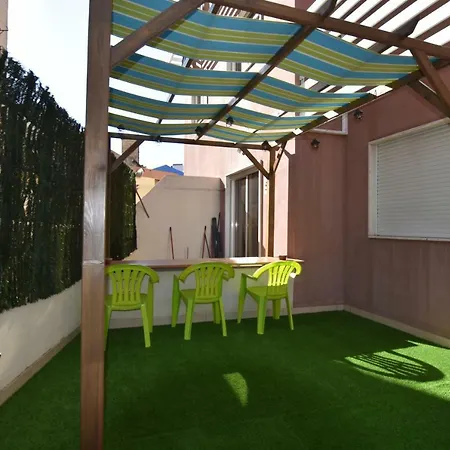 2 Bedroom City Center W/ Terrace Lisbon