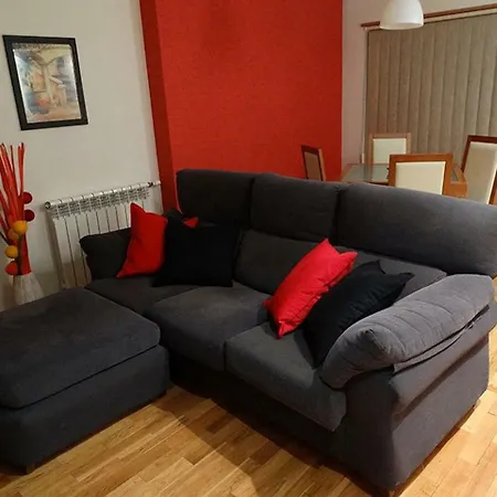 2 Bedroom City Center W/ Terrace Apartment *