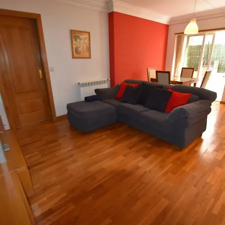2 Bedroom City Center W/ Terrace Apartment *